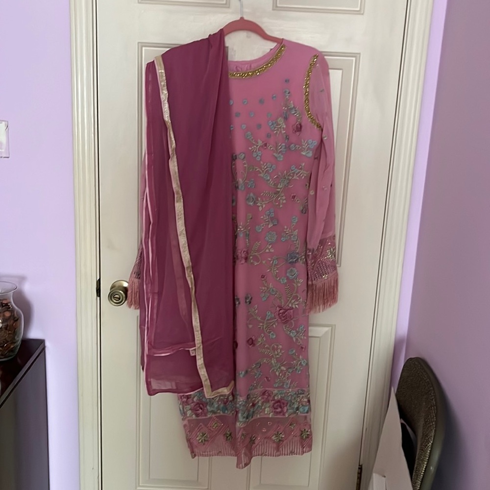 Pink shalwar kameez